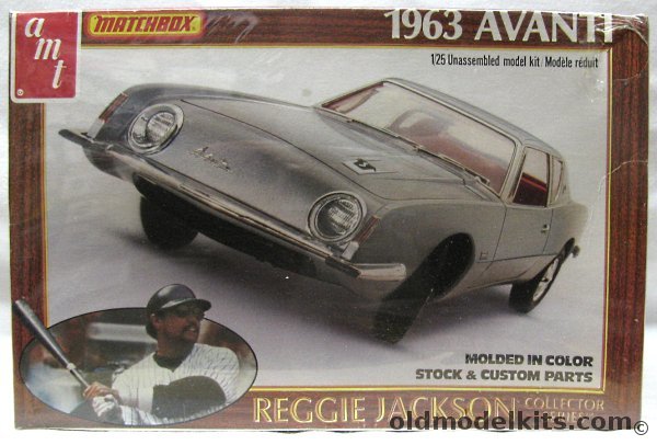 AMT 1/25 1963 Avanti - Reggie Jackson Collector's Series, PK-4181 plastic model kit